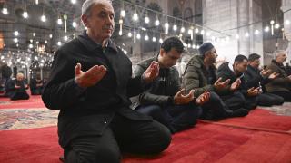 Türkiye genelindeki camilerde Gazzeliler ve mazlumlar için dua edildi