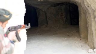 Münbiç'te devasa tünel ağı bulundu