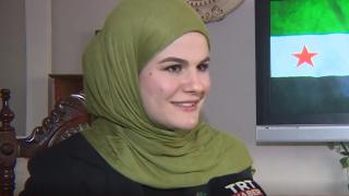 Suriyeli kadının özgürlük sevinci: Artık tek mülteci Esed