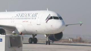 Tarihi uçuşun pilotu özgür Suriye bayrağı açtı