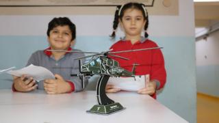 İlkokul öğrencilerine TUSAŞ'ın geliştirdiği araçlar tanıtıldı