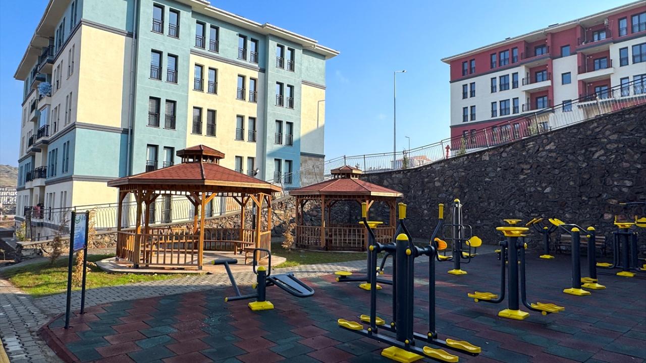 Sadece konut değil hastane, kamu binaları da yapılıyor