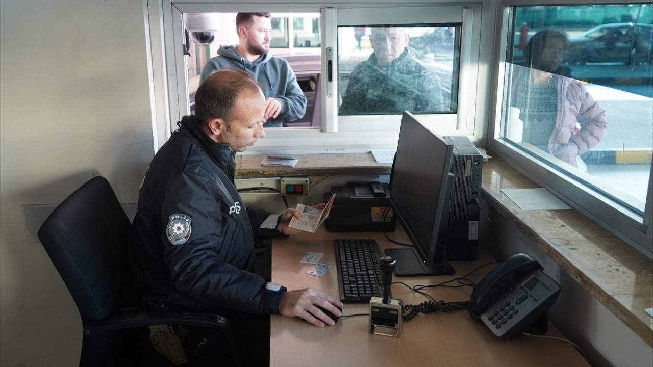 Tarihi çarşılarda yoğunluk