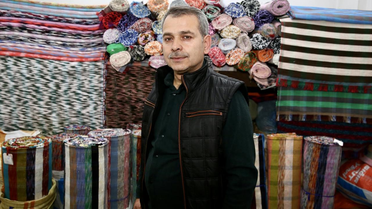 "Halının tozlu olmasından dolayı kilimi tercih edenler var"