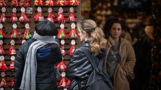 Başkentte yılbaşı öncesi alışveriş hareketliliği yaşanıyor