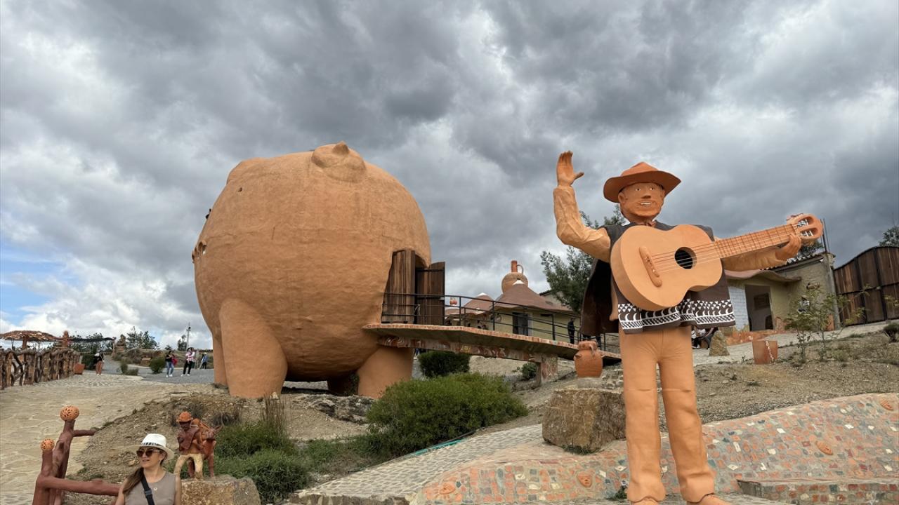 "Binlerce çömlek, buradan dünyanın dört bir yanına gönderiliyor"
