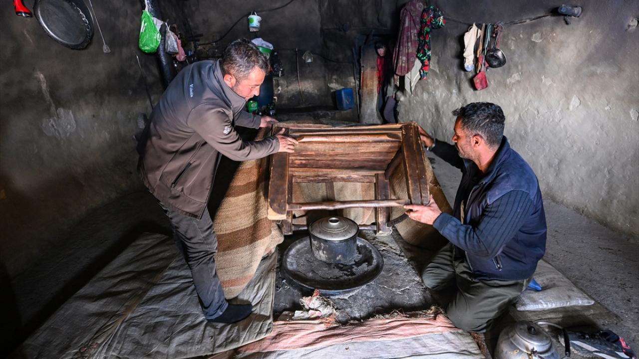 "Eskiden dedelerimiz bu şekilde ısınıyordu"
