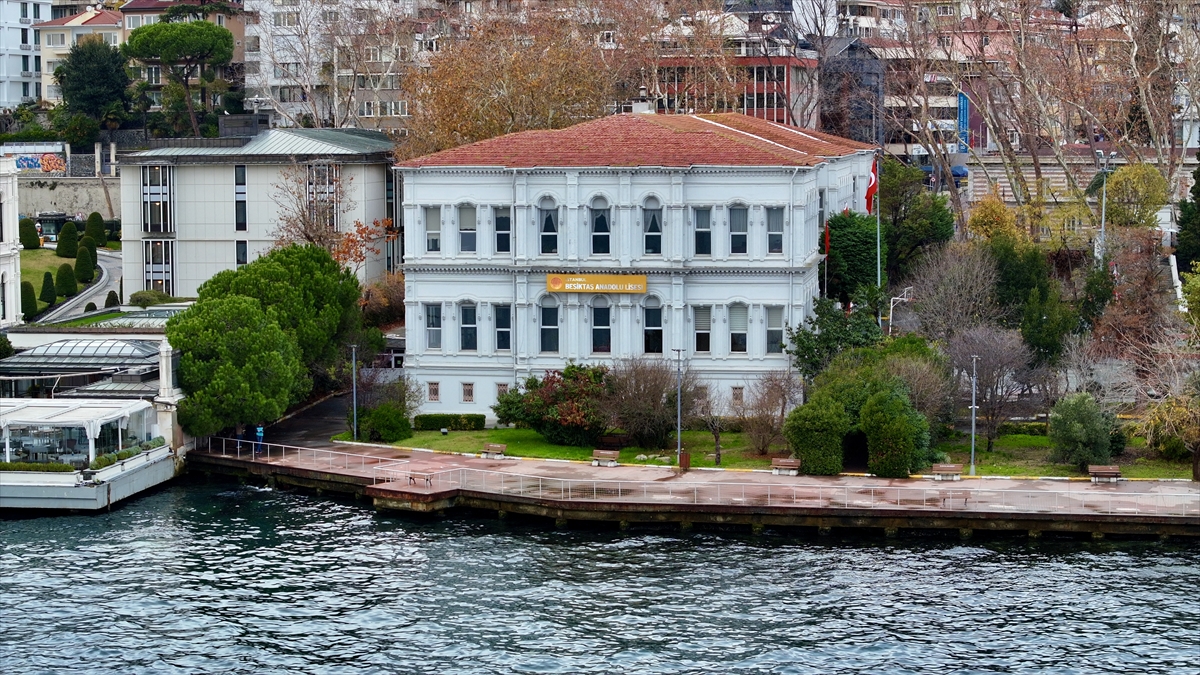 Beşiktaş Anadolu Lisesi