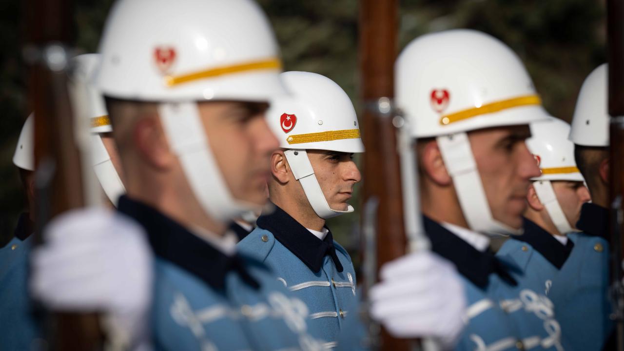 Törenlere hazırlık