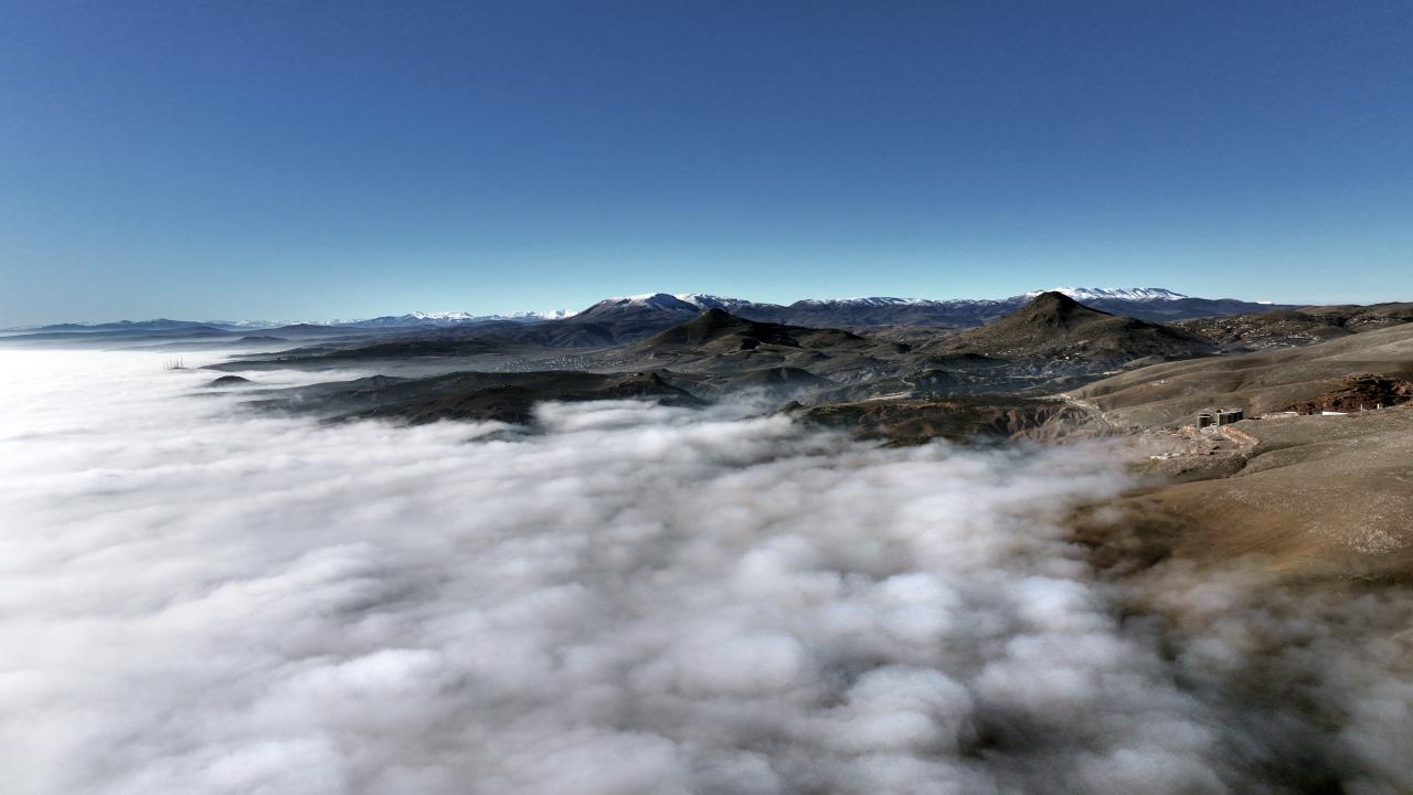 Konya`da yoğun sis etkili oldu