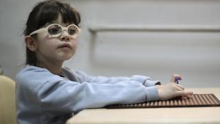 Görme engellilerin eğitim ışığı: Braille Alfabesi