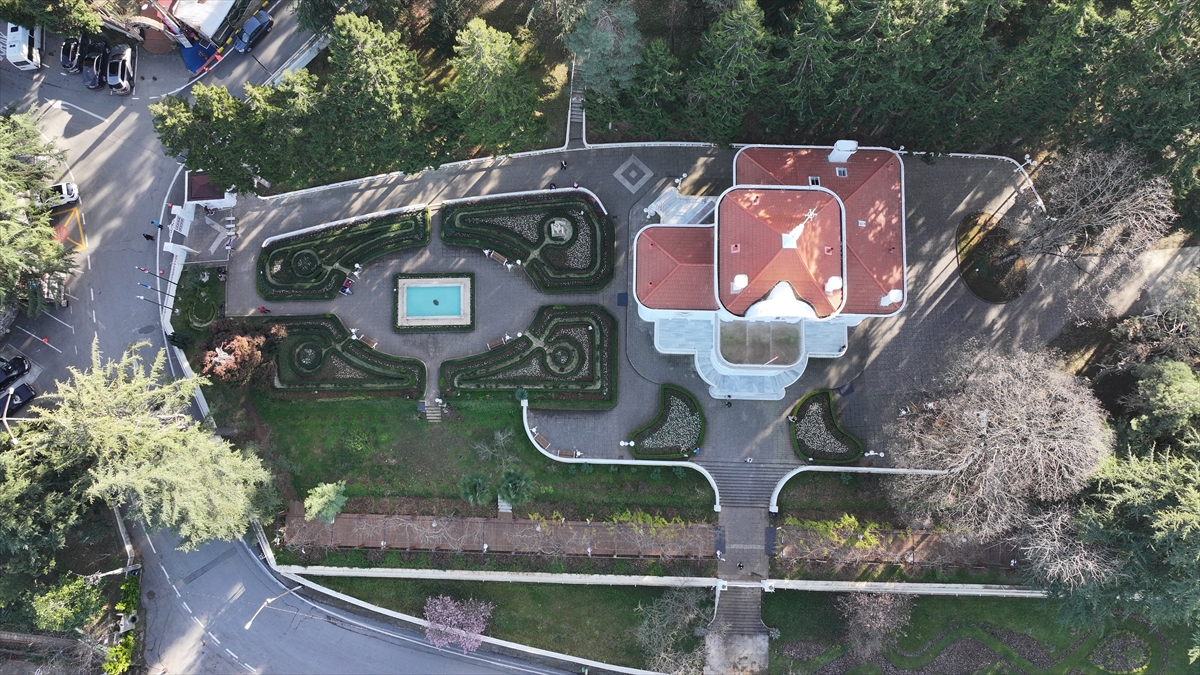 "İnsanlar burada manevi bir havayı soluyor"