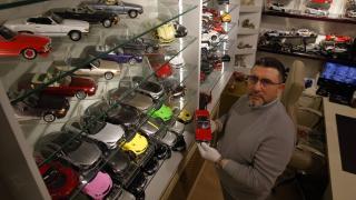 Çorumlu koleksiyoner 400 model otomobili özenle saklıyor