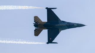 SOLOTÜRK Antalya'da gökyüzünü süsledi