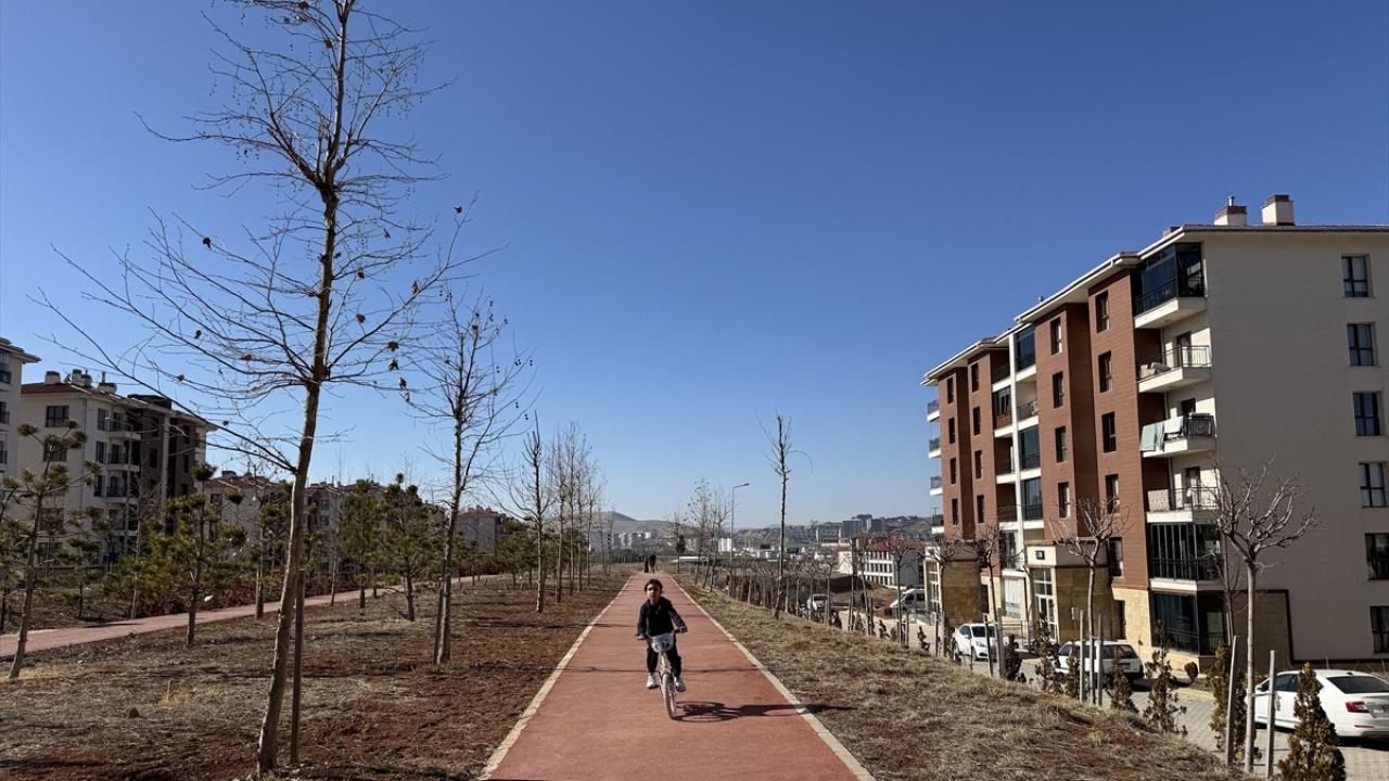 "AFAD ve TOKİ harika bir şehircilik modeli ortaya koyuyor"