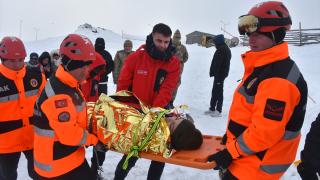 Zigana Dağı'nda üniversite öğrencilerine arama kurtarma eğitimi verildi