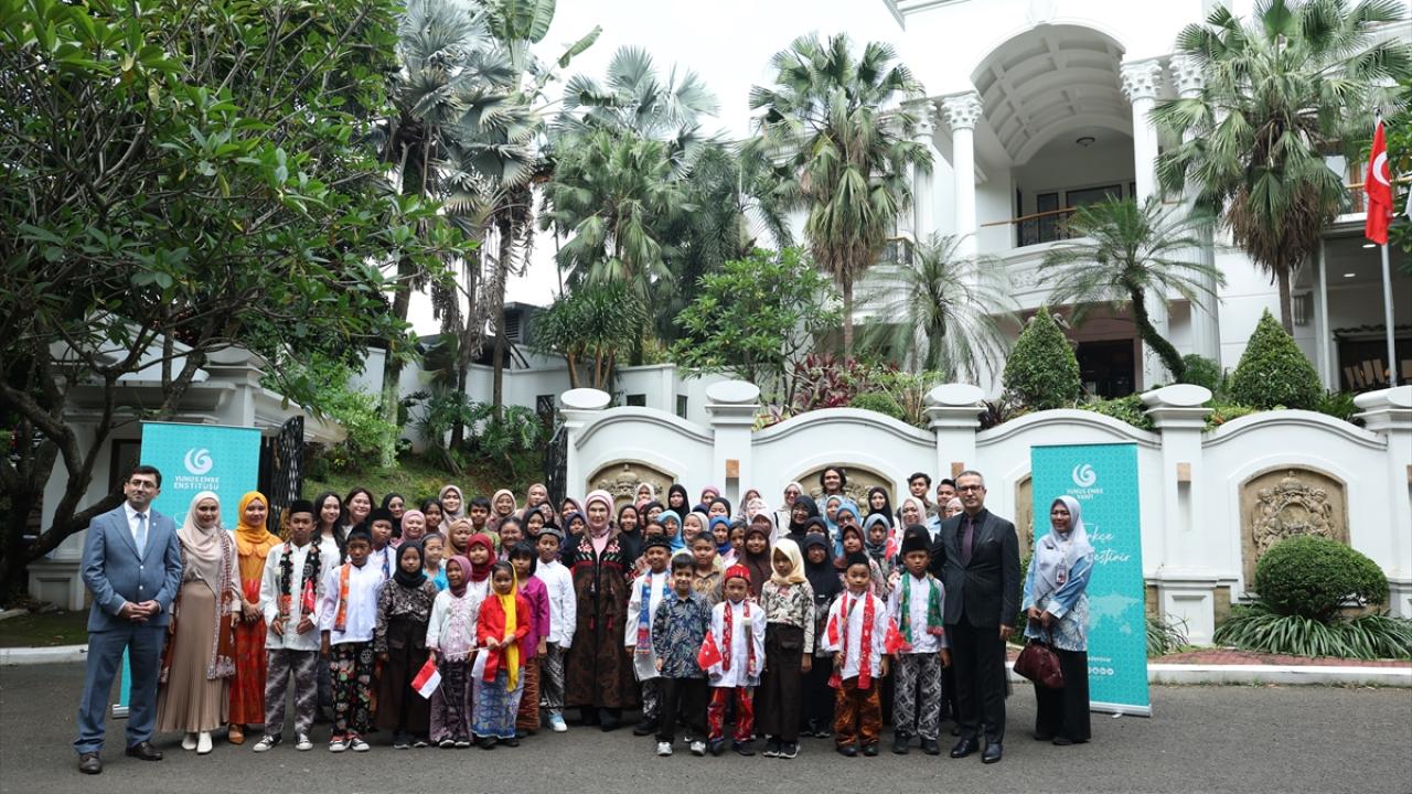 "Türkiye ve Endonezya kardeşliği, bugünkü gibi nice yıllar boyu sürsün"