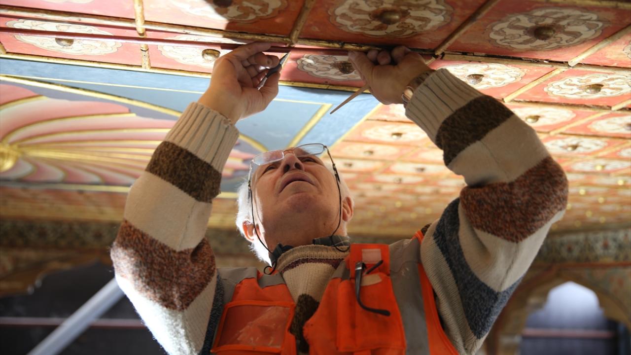 "Konusunda en uzman kişilerle çalışıyoruz"