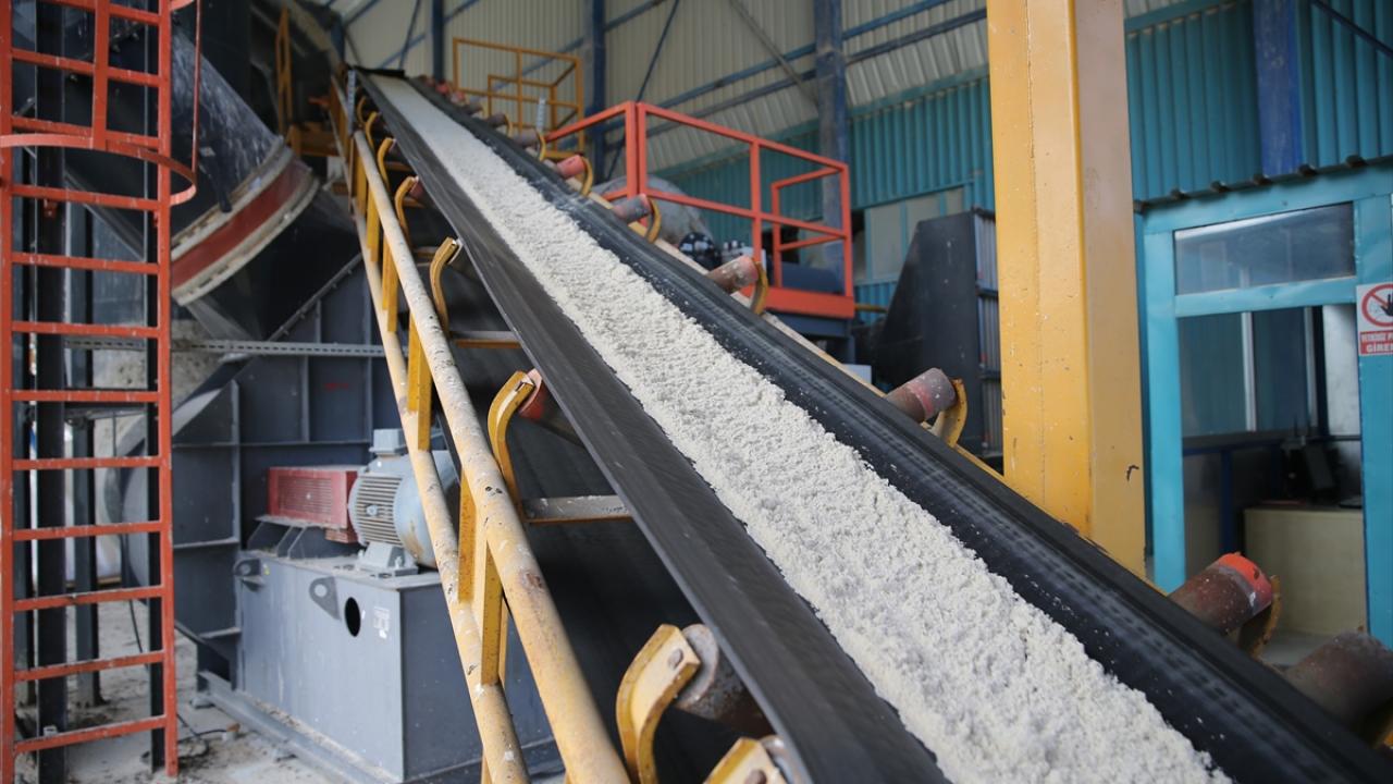 Plaj kumu olarak da ilgi görüyor