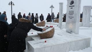 Erzincan İliç'te maden ocağındaki heyelanda hayatını kaybeden işçiler anıldı