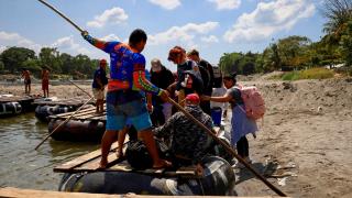 Göçmenler, Meksika'nın ABD ile olan kuzey sınırının kapatılmasının ardından geri dönüyor