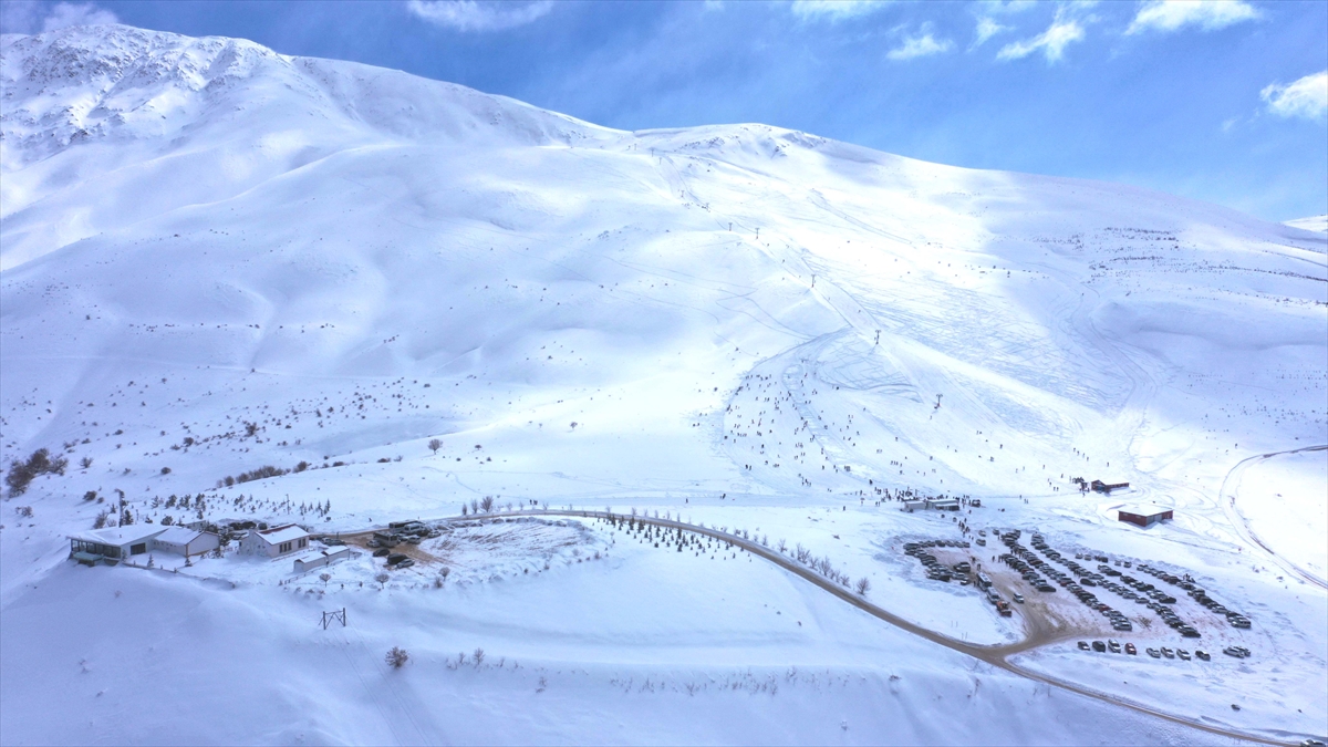 "Bu manzaraya dünyanın kayakçıları getirilir"