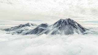 Hasan Dağı'nın yüksek kesimleri beyaza büründü