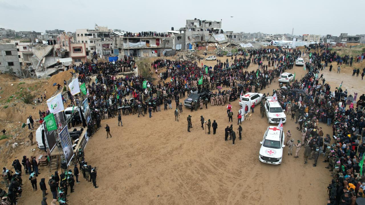 Hamas, esir takası anlaşması kapsamında Gazze'deki 4 İsraillinin naaşını teslim etti