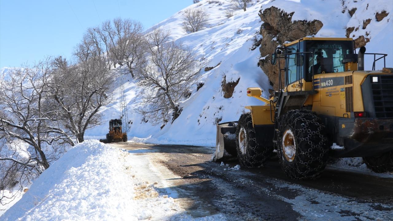 "Ekiplerimiz canla başla çalışıyor"