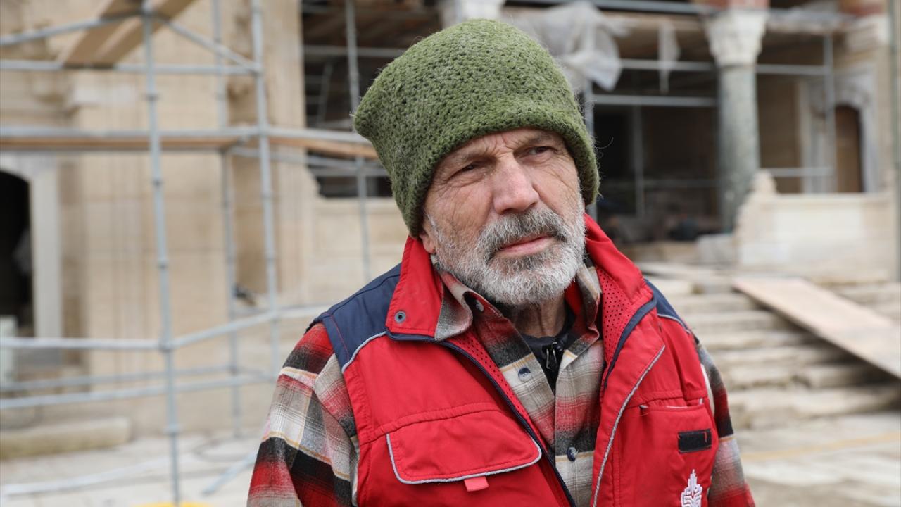 Son mahyacı asıyor