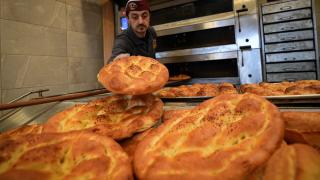 İzmir'de ramazan pideleri denetlendi