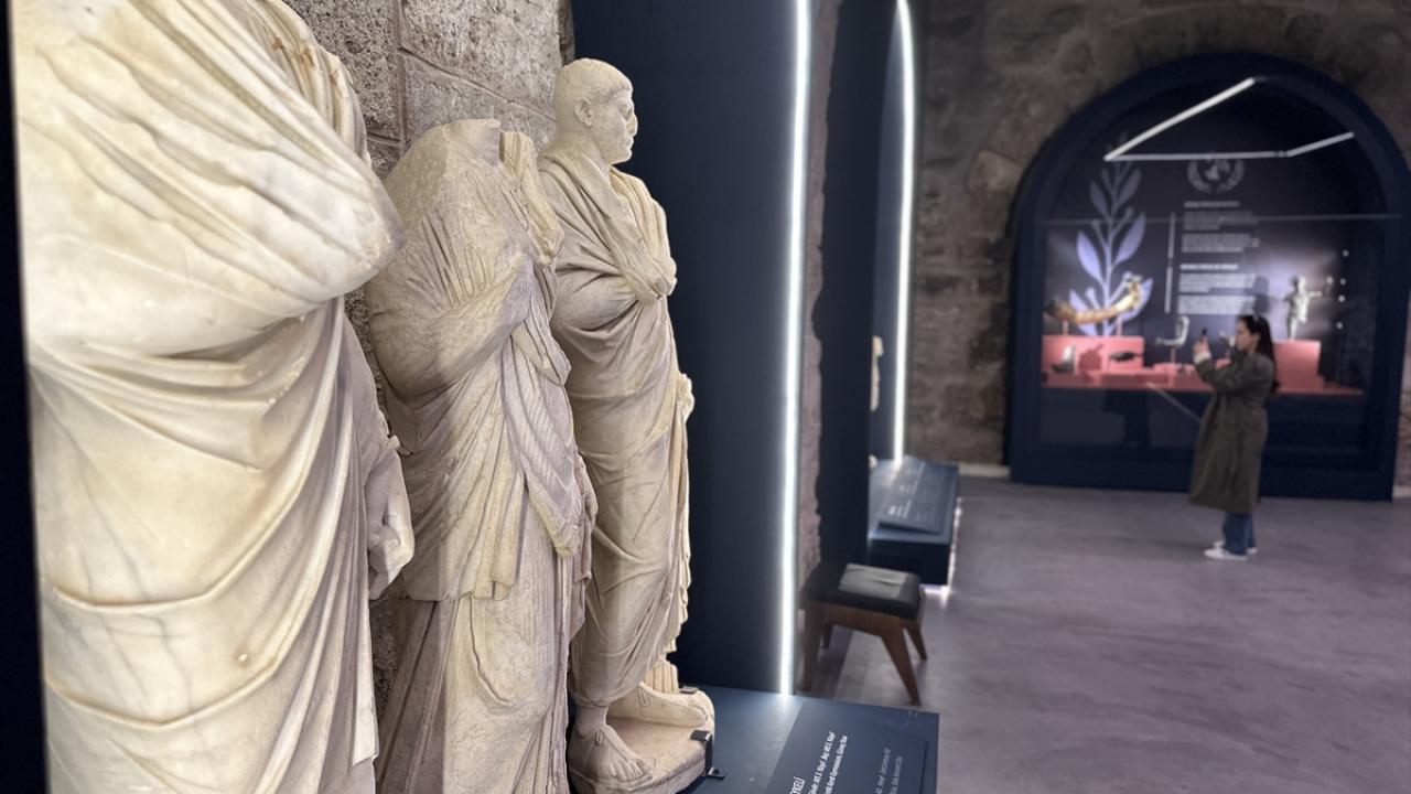 "Bazı eserler ilk kez sergileniyor"