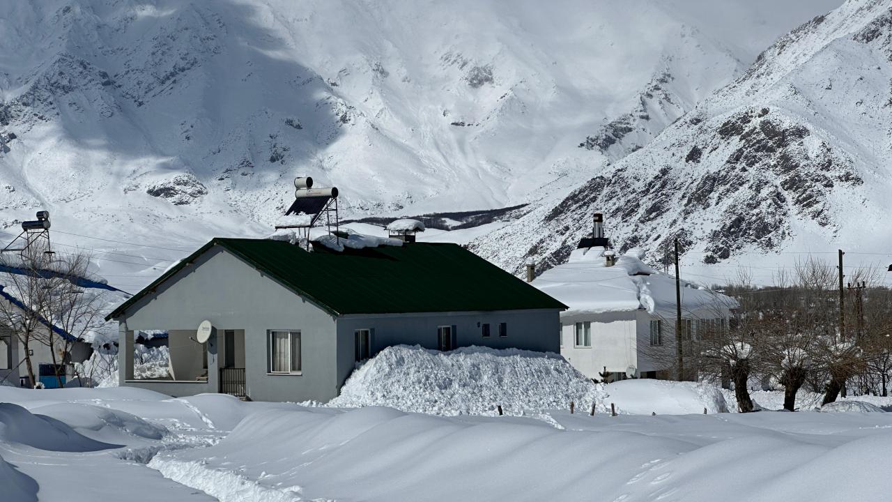 ‘EN AZ 4 METRE OLSUN Kİ SU BOL OLSUN’