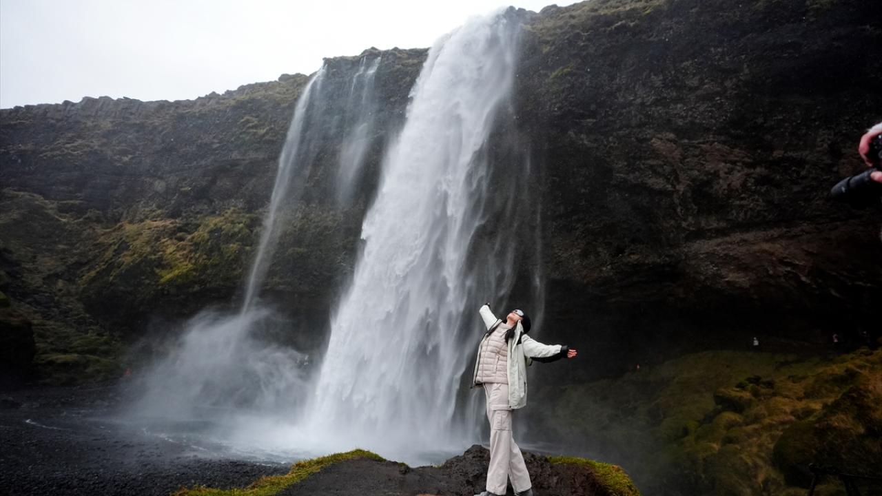 Şelaleler diyarı İzlanda