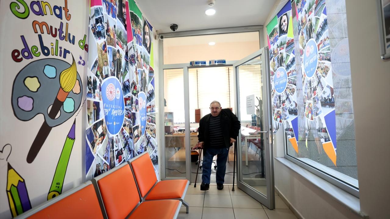 "Benim dünyam bu cevizin içinde"