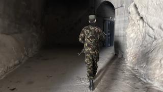 Şam'da Mahir Esed'in yazlığının altında kasalarla dolu tünellerde, kapıları açılamayan odalar bulundu