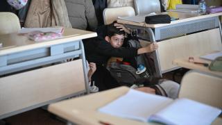 Başkentte "Deprem Haftası" dolayısıyla okullarda deprem tatbikatı yapıldı