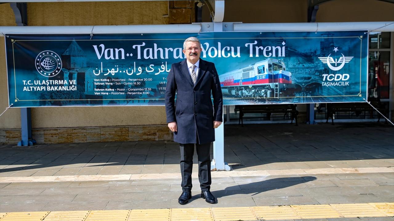 "Tren seferlerinin ticari ve turistik bağı güçlendireceğine inanıyoruz"