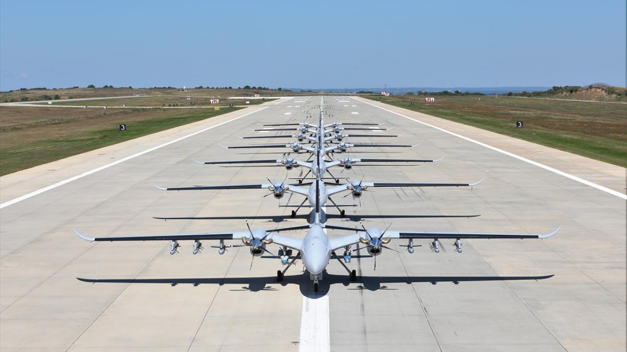 Bayraktar AKINCI 100 bin uçuş saatine ulaştı