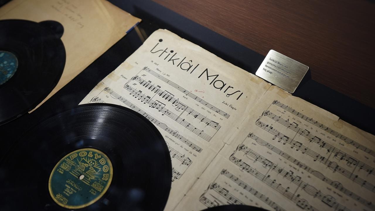 "İstanbul`un fakir mahallelerini ziyaret eder, halkın sorunlarını dinlerdi"