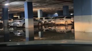 Bayrampaşa’da otoparkı su bastı