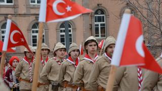 Balıkesir Lisesinin şehit izcileri için temsili uğurlama töreni düzenlendi