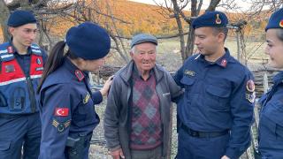 Jandarmadan Gazi Cemalettin amcaya sürpriz iftar