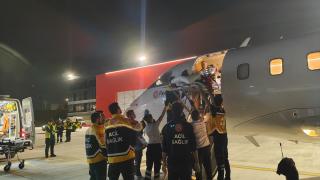 Kuzey Makedonya'daki yangında ağır yaralanan 3 kişi ambulans uçakla İstanbul'a getirildi
