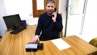 Mersin'de hastanenin telefon trafiği görme engelli santral görevlisine emanet