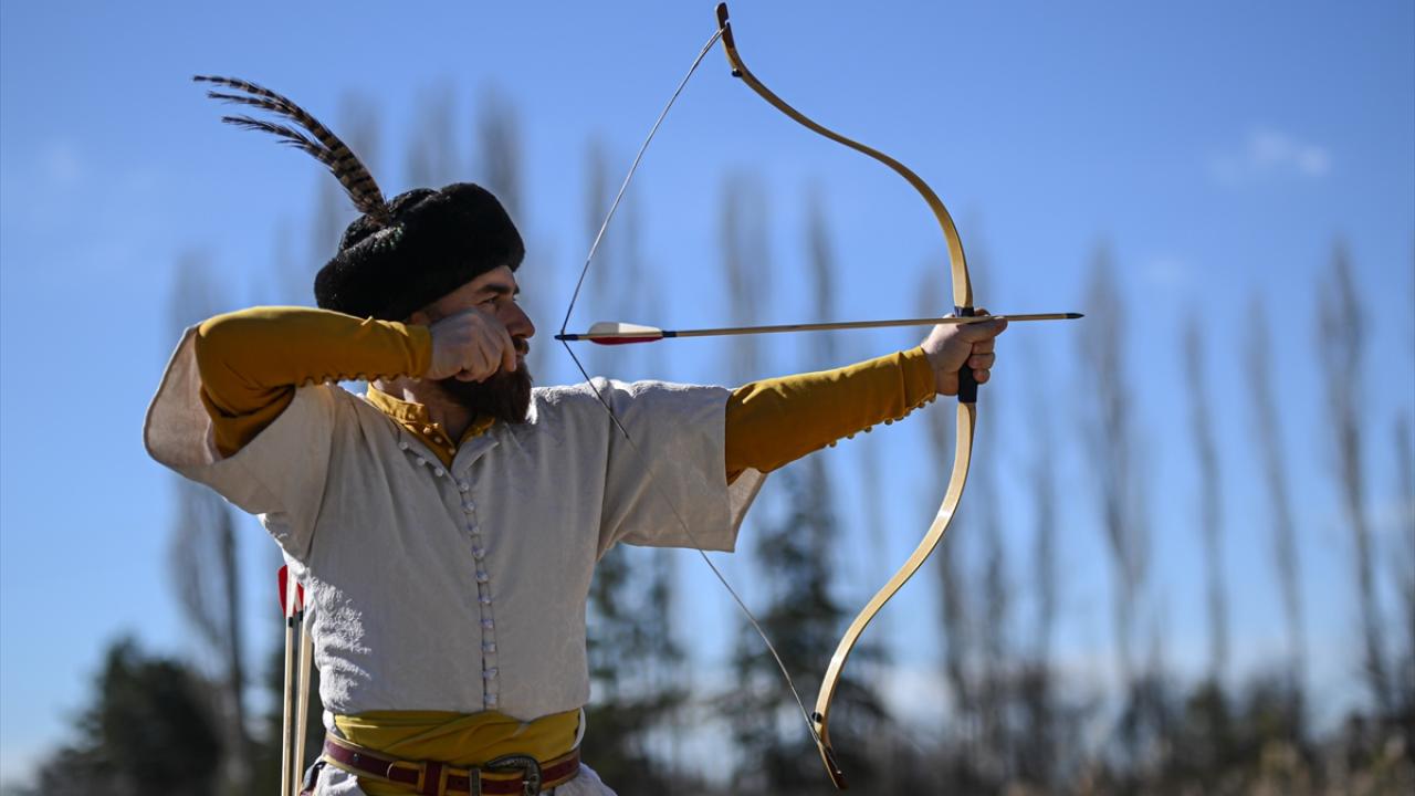 Osmanlı`da zirveye ulaşan atlı okçuluk