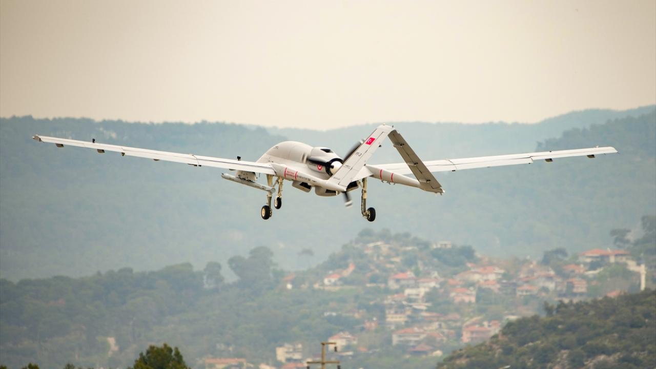 Test uçuşlarında toplam 967 saat 55 dakika havada kaldı