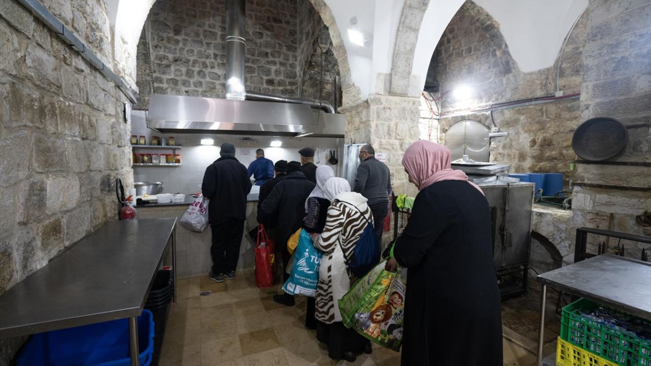 Mescid-i Aksa`ya vakfedilmiş bir tekke