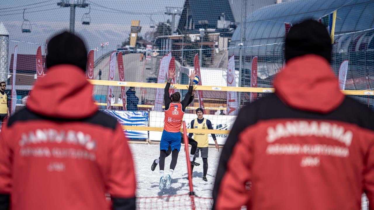 Turistlerin huzur ve güvenliği için tedbir alıyorlar
