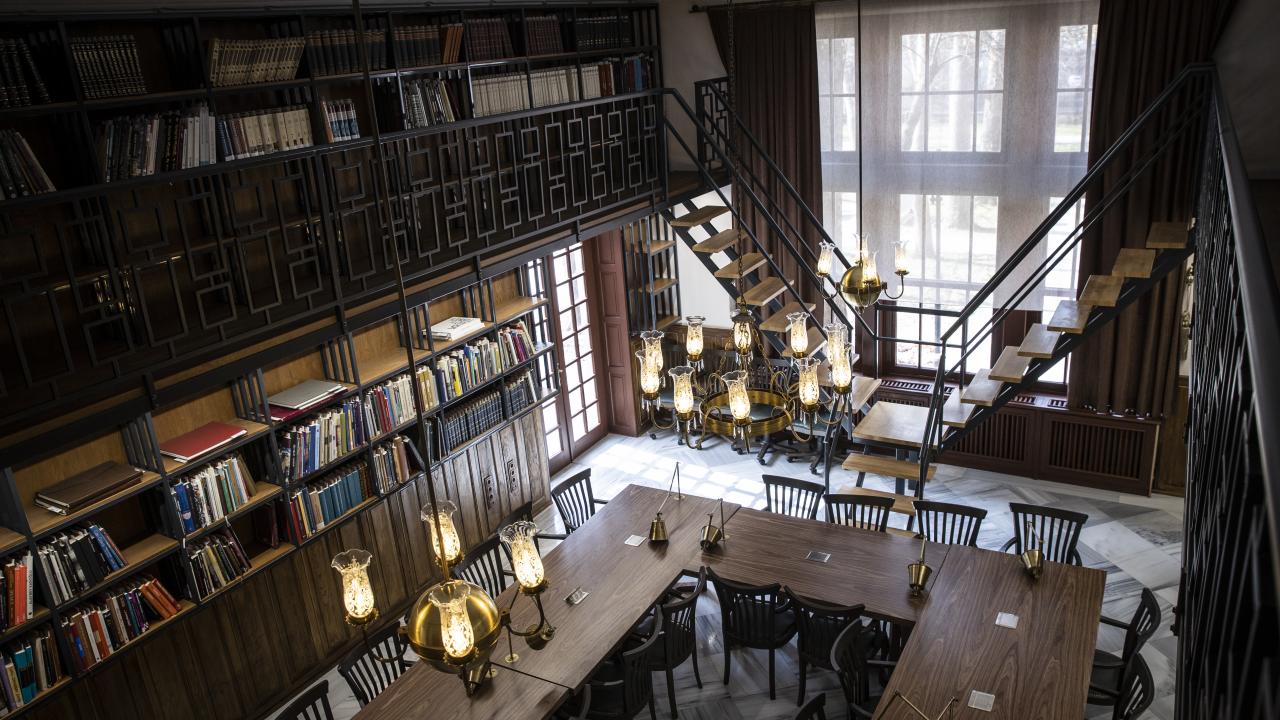 Adnan Ötüken Kütüphanesi